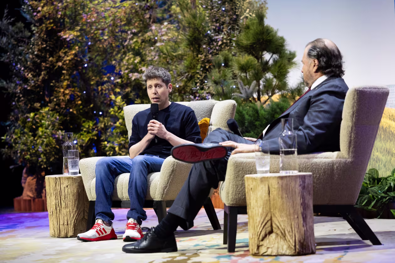 Marc Benioff & Sam Altman: The Leadership Questions Behind Enterprise AI